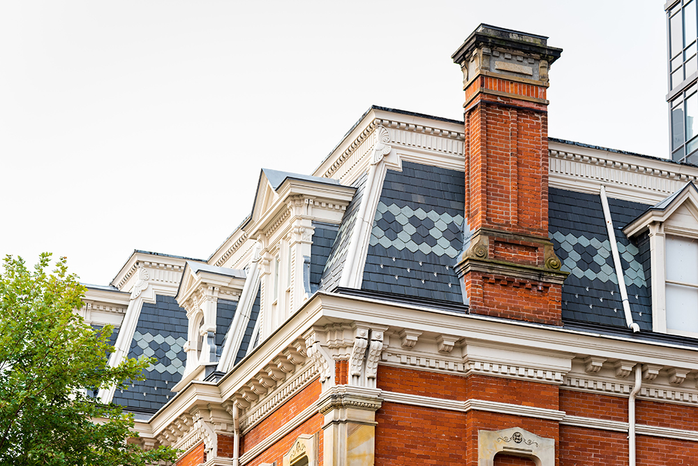 North Country Unfading Black & North Country Unfading Green (Patterned Slate Roof)