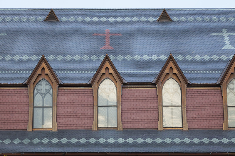 North Country Unfading Black, North Country Unfading Green & North Country Unfading Red (Patterned Slate Roof)