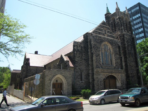 Deer Park Church seen from the ground